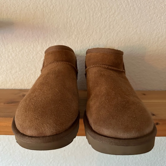 UGG Classic Ultra Mini Color Chestnut Size 7 - Picture 3 of 13